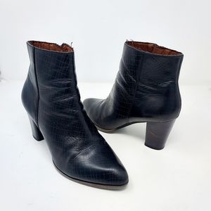 Tamaris Black Leather Pointy Toe Heeled Boot Size 6